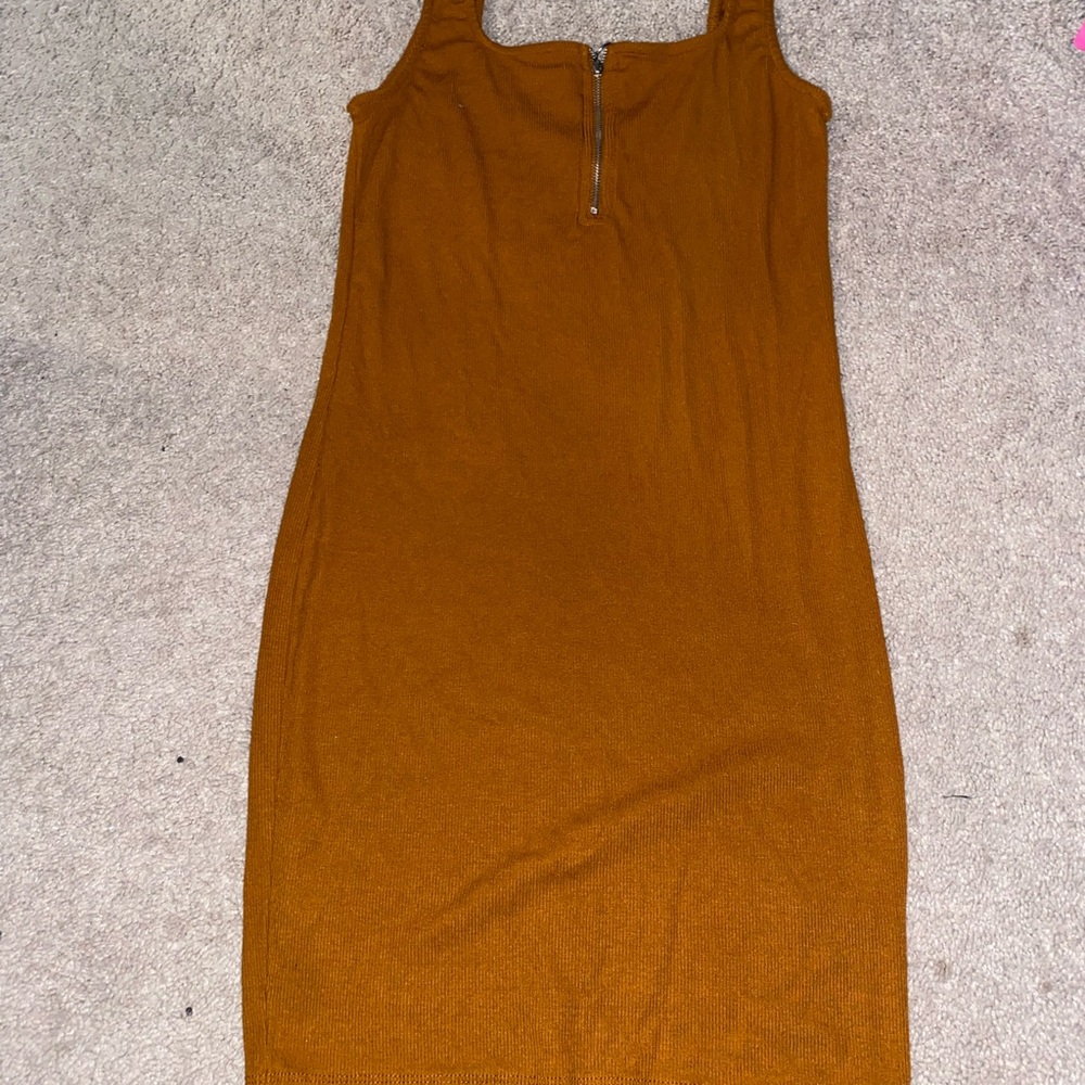Heart Hips Tan  Dress with Zipper